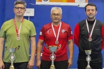 30 Ağustos Zafer Bayramı Masa Tenisi turnuvası tamamlandı