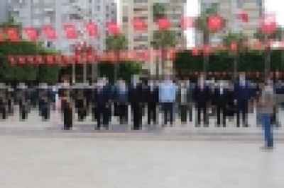 Adana'da 30 Ağustos Zafer Bayramı kutlandı