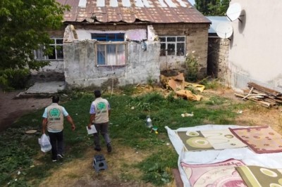 Ağrı’da ihtiyaç sahibi 600 aileye yardım ulaştırıldı