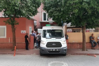 Adana'da kaçış rampası faciasında ölen kamyon şoförünün cenazesi alındı