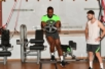 Bursaspor günün ilk antrenmanında kuvvet çalıştı